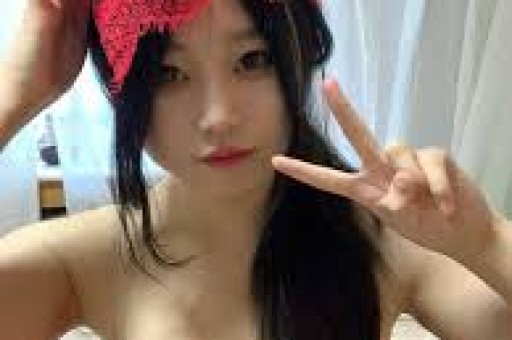 县城宝妈正在集体“精神出轨”董宇辉？