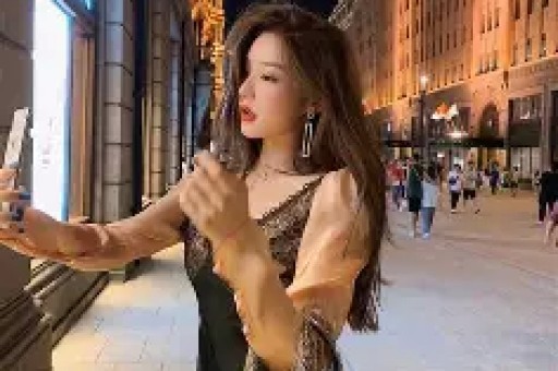 因耍大牌惨遭封杀求拍“裸戏”上位难怪连张颂文都嫌弃她! 因耍大牌惨遭封杀求拍“裸戏”上位难怪连张颂文都嫌弃她!